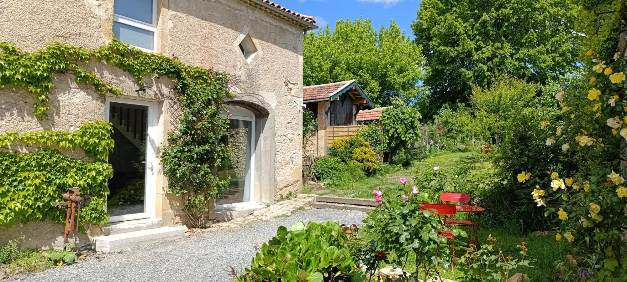 Maison Irondas Saint-Pierre-d'Aurillac Kültér fotó