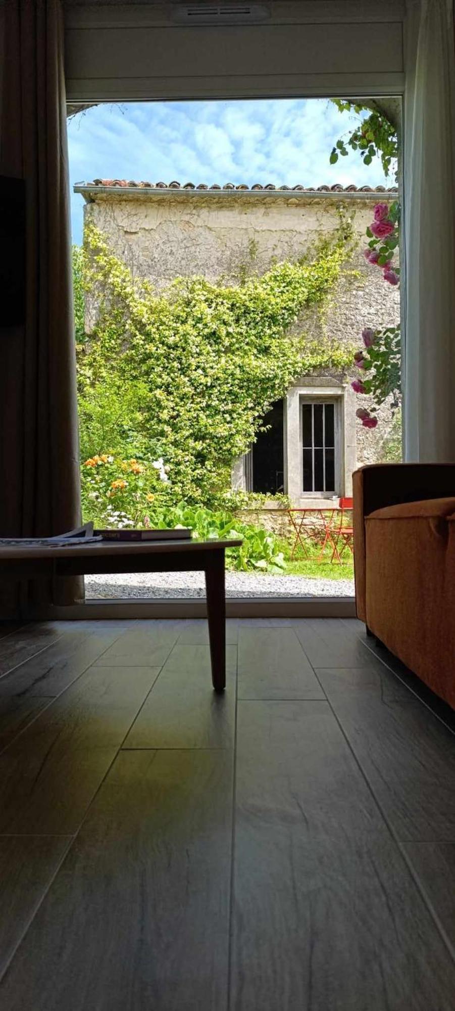 Maison Irondas Saint-Pierre-d'Aurillac Kültér fotó