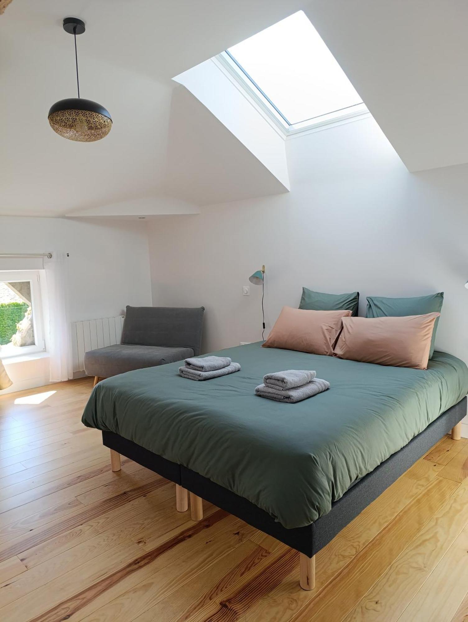Maison Irondas Saint-Pierre-d'Aurillac Kültér fotó